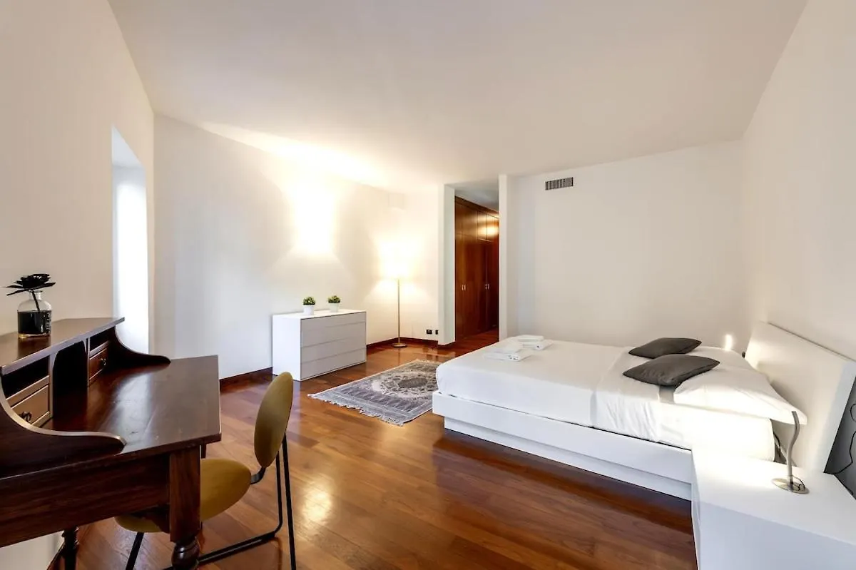 Brera 19 - Wonderful Two Floors Apt Milan Apartment