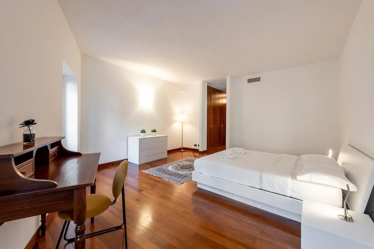 Brera 19 - Wonderful Two Floors Apt Milan Apartment